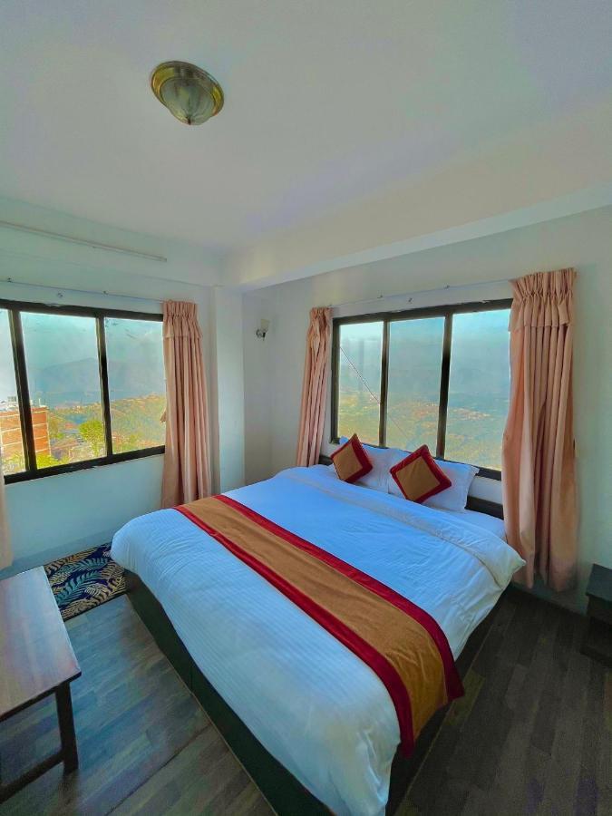 Sojourn Himalaya Resort Дхуликхел Экстерьер фото